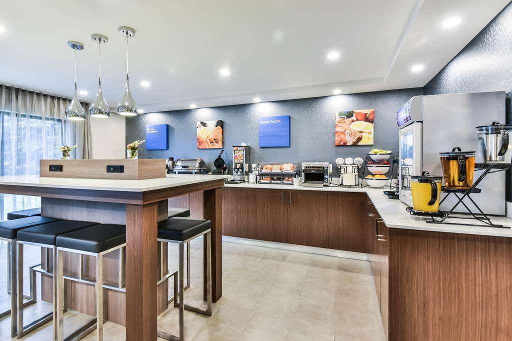 Comfort Aeroport Hotel Dorval